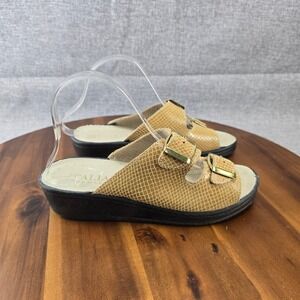 Italian Shoemakers Tan Slides Sandals Women's Size‎ 8M Snake Print Gold Buckle